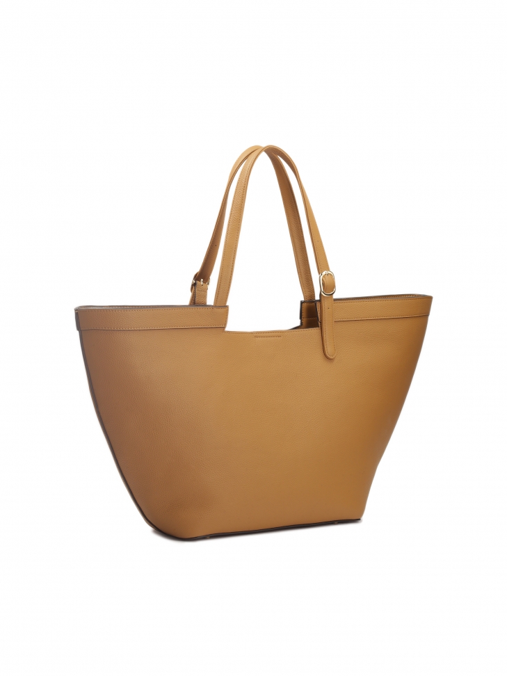 Duża tote bag ze skóry w jasnobrązowym kolorze