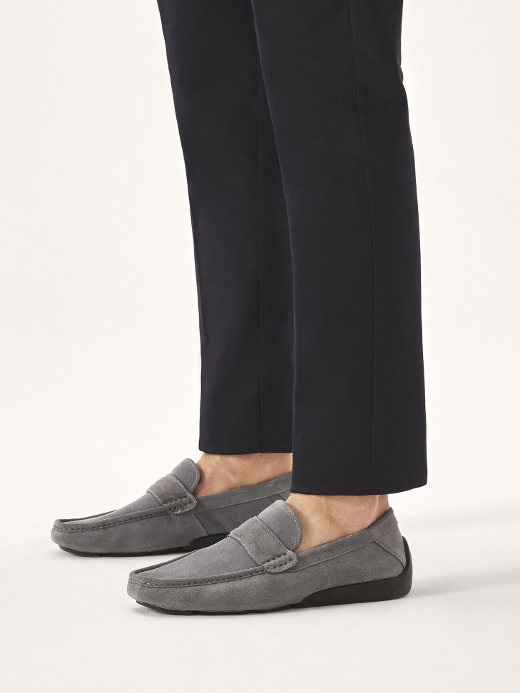 Szare mokasyny z zamszu