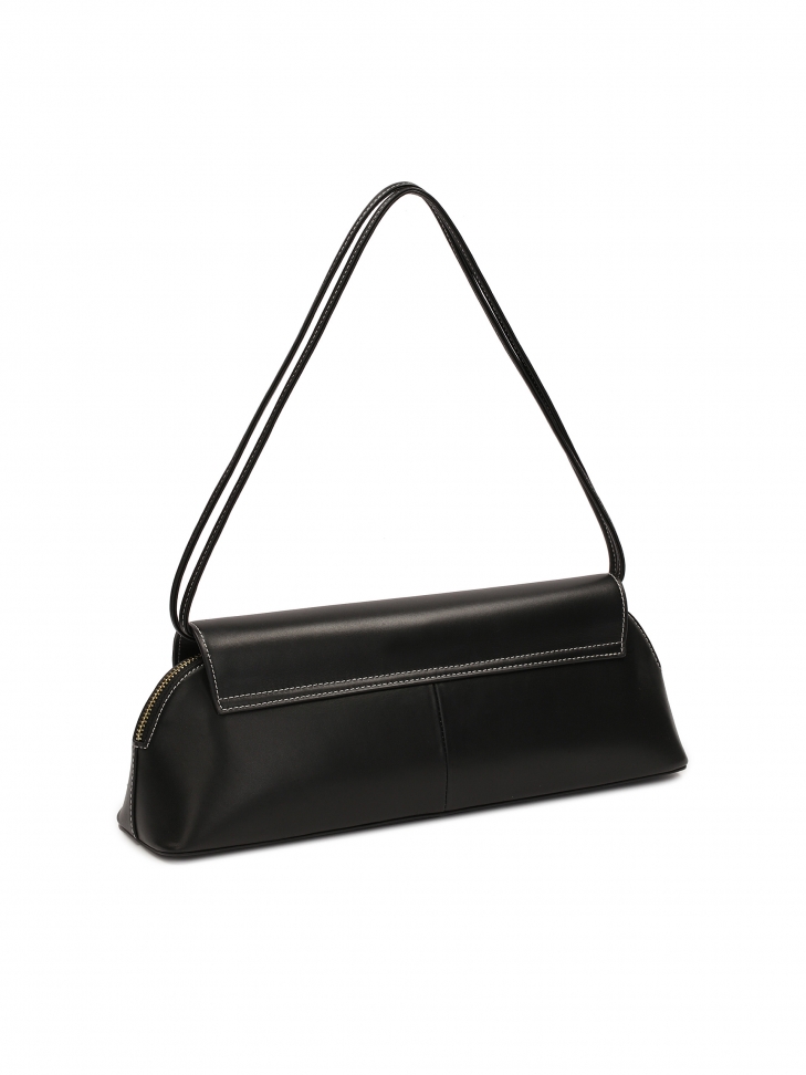 Podłużna torebka na ramię z dużym zapięciem