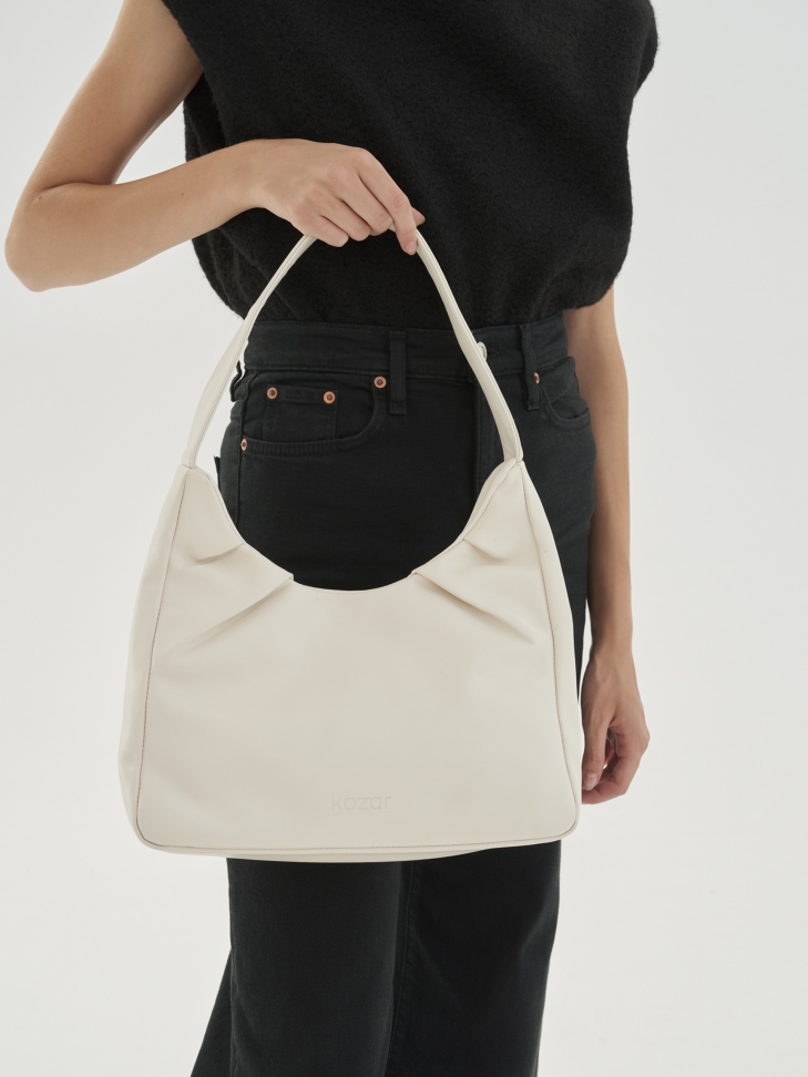 Torebka skórzana w kolorze amanej bieli