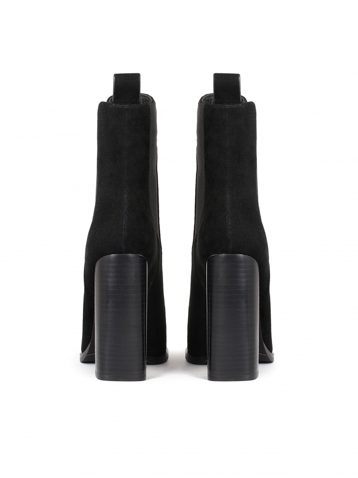 Proste botki z zamszu na wysokim słupkowym obcasie