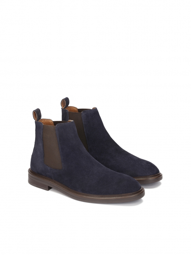 Ponadczasowe granatowe sztyblety z zamszu