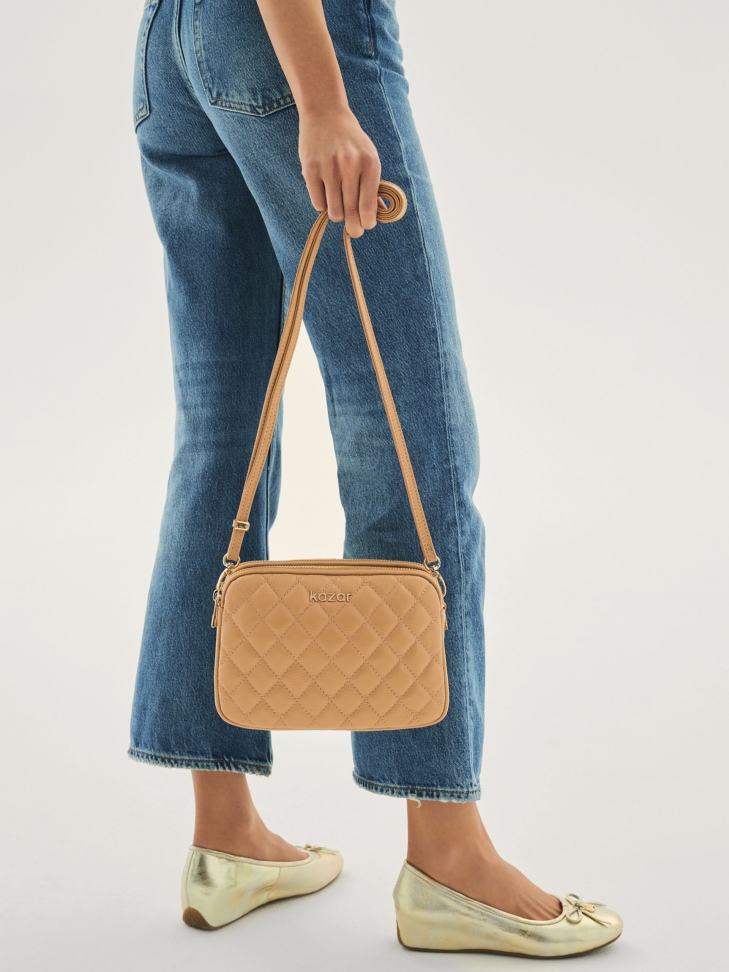 Złote baleriny damskie