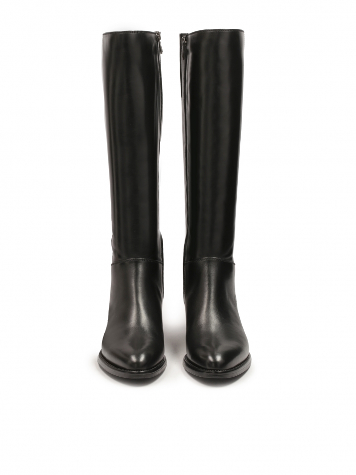 Czarne kozaki ze skóry z prostą cholewką