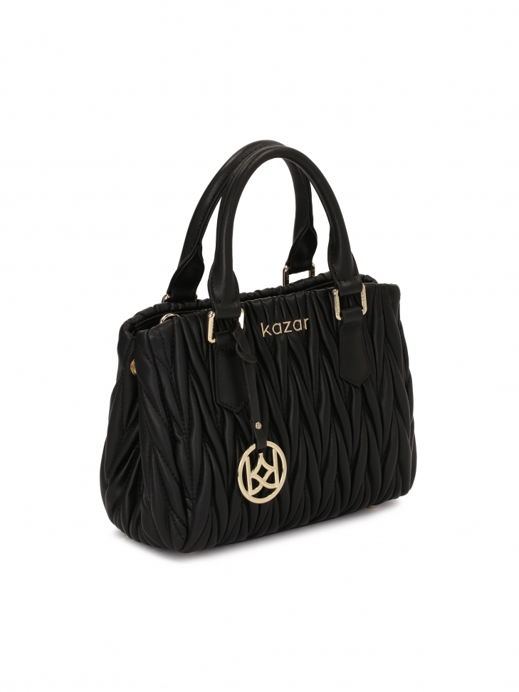 Efektowna czarna torebka z dwoma uchwytami i paskiem