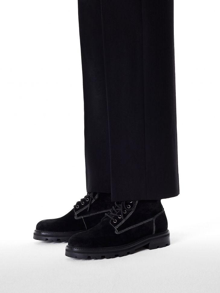 Zamszowe trzewiki z wstawką z gładkiej skóry