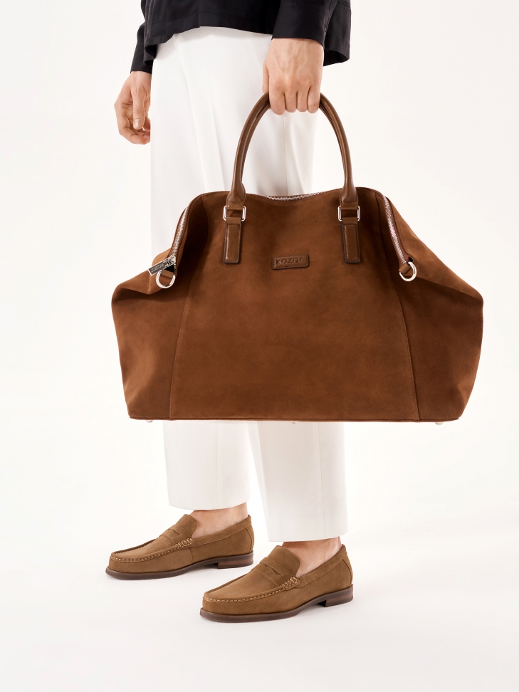 Loafersy z naszytym ozdobnym paskiem z wycięciem