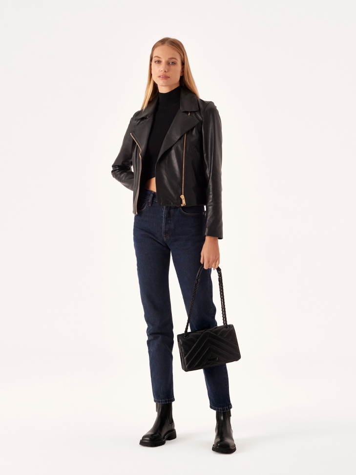 Podłużna torebka na ramię z efektownym przeszyciem