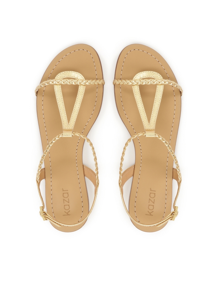 Złote sandały na płaskiej podeszwie