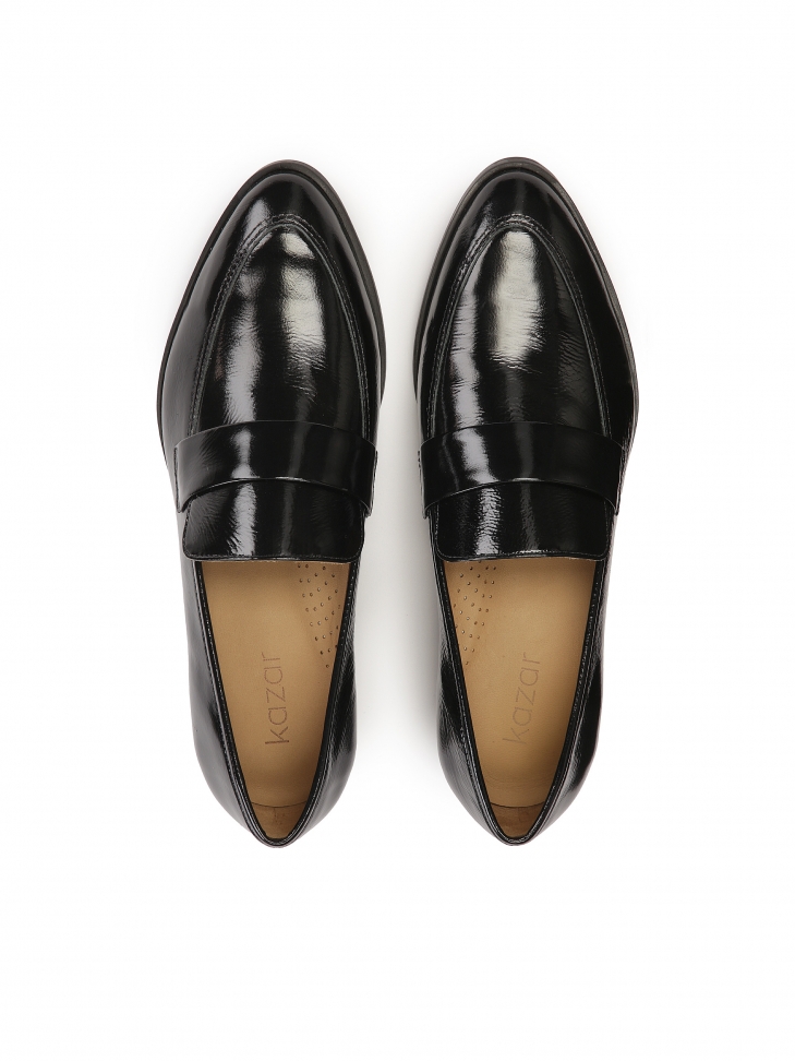 Półbuty damskie z lakierowanej marszczonej skóry