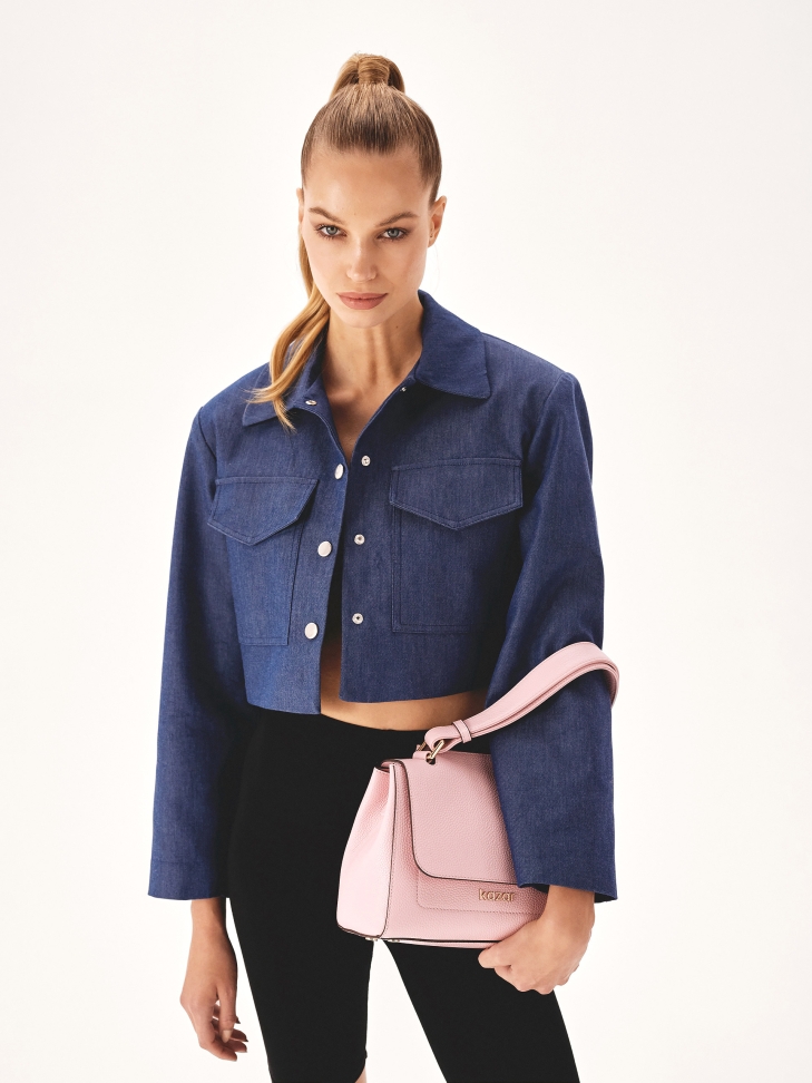 Unikatowa skórzana torebka w kolorze pastelowego różu