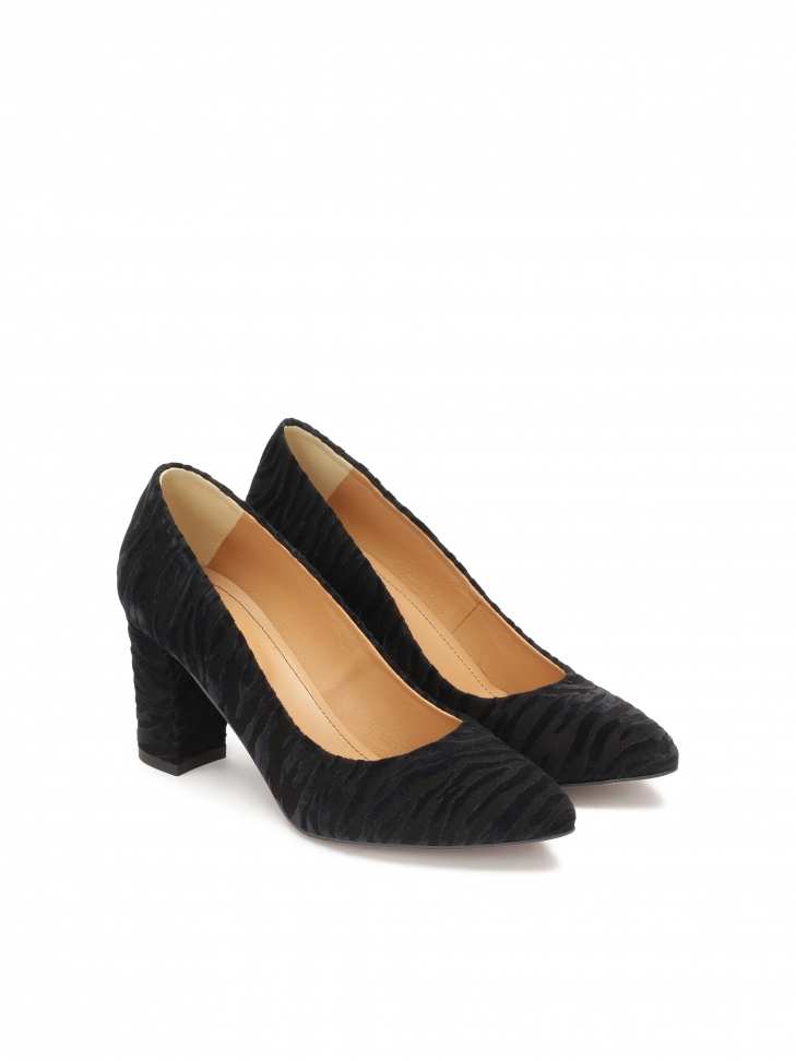 Czółenka na słupku z wzorzystego zmaszu