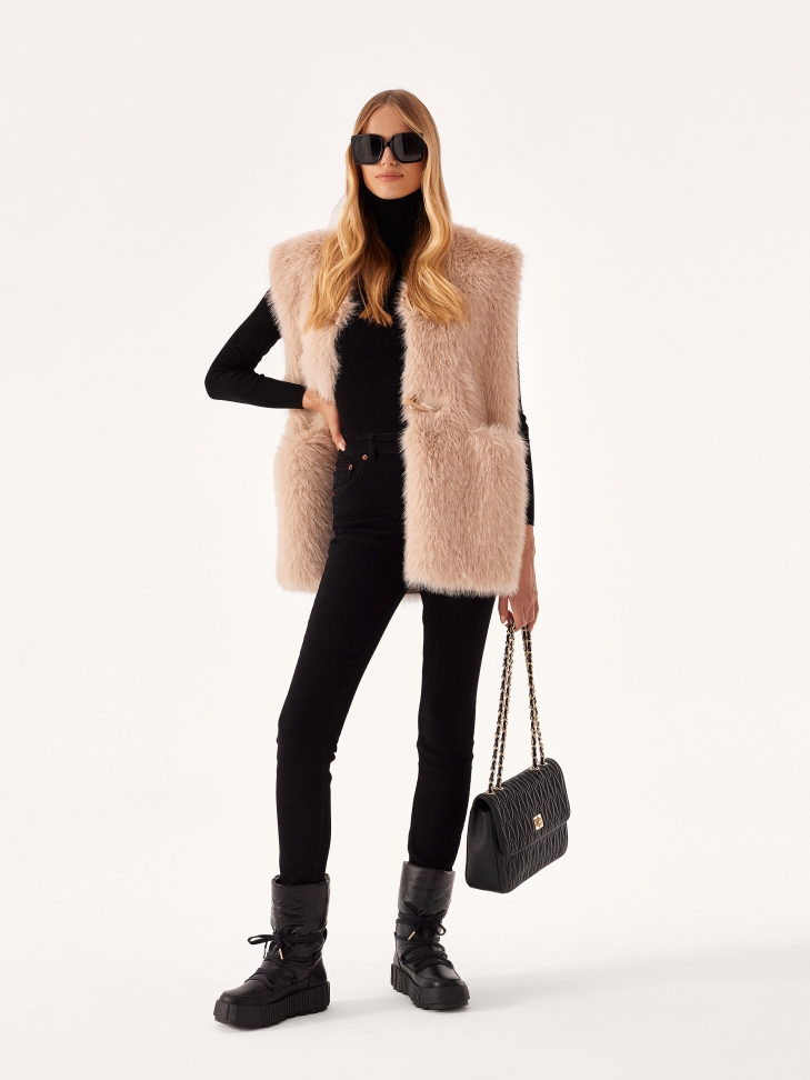 Ocieplane czarne śniegowce ze wsuwaną cholewką