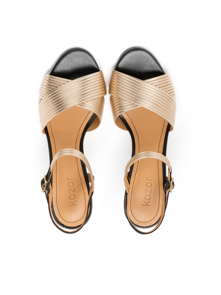 Złoto-czarne sandały z dwóch rodzajów skóry