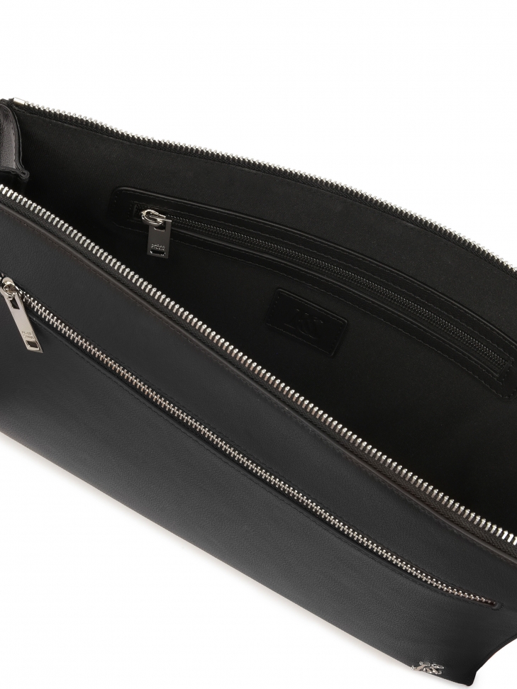 Skórzane etui na laptopa