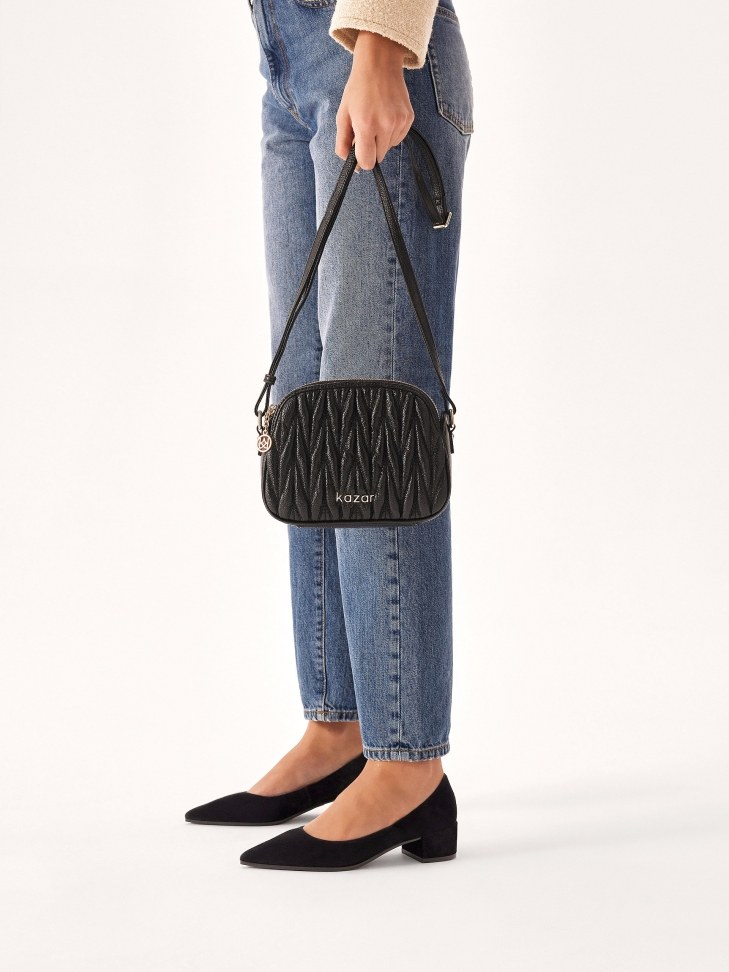 Czarne zamszowe czółenka na niskim obcasie