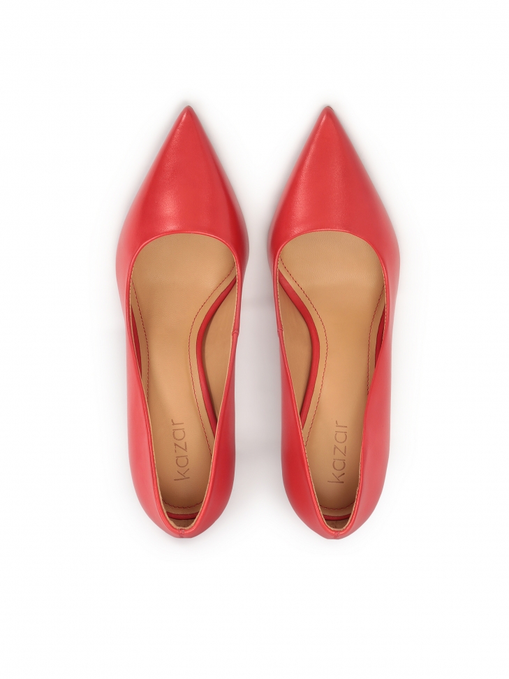 Skórzane czerwone szpilki z wydłużonym noskiem