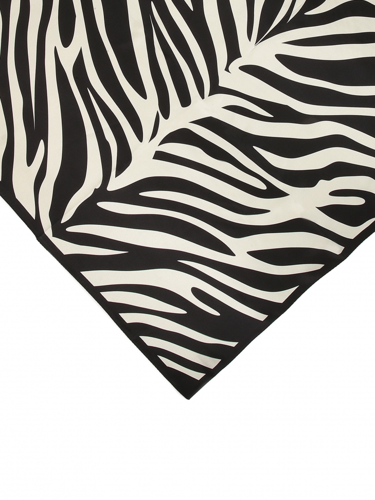 Jedwabna apaszka we wzór zebry