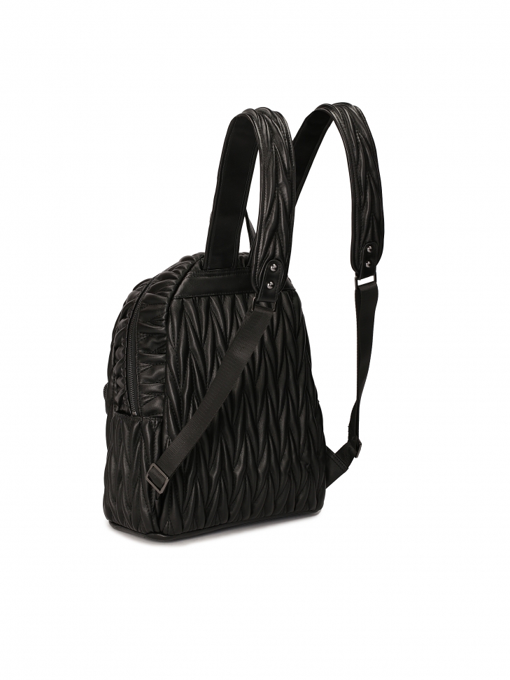 Miękki plecak zdobiony pikowaniem