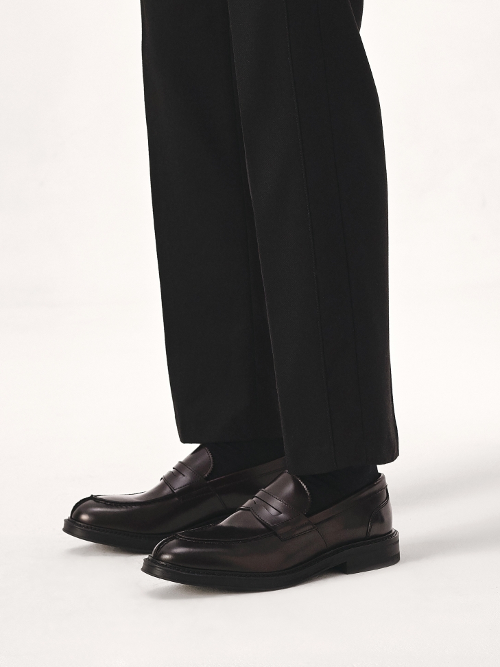 Wsuwane bordowe loafersy