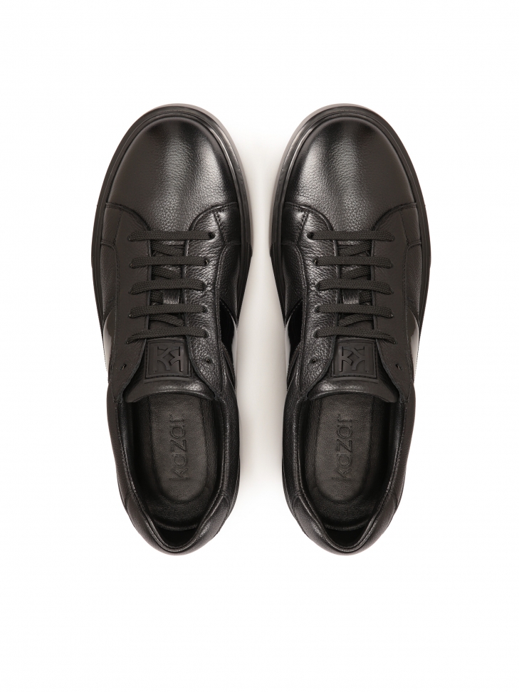 Skórzane sneakersy z lakierowanymi wstawkami