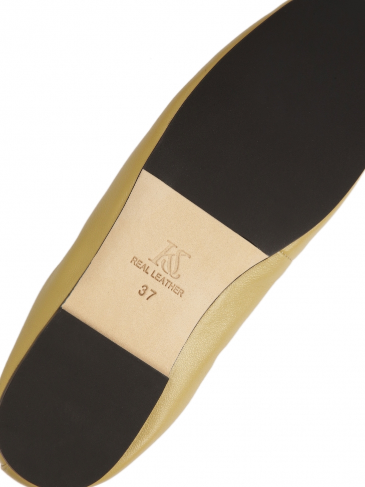 Wiązane baleriny z naturalnej skóry