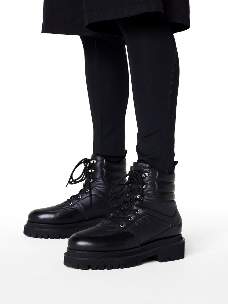 Czarne męskie trzewiki z łączonych materiałów