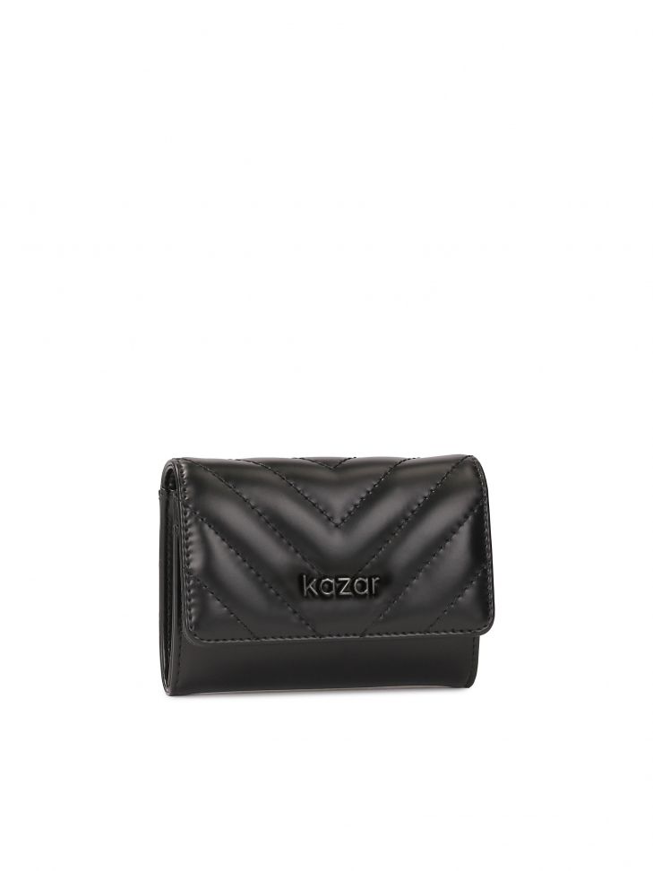 Mały skórzany portfel z pikowanym przodem