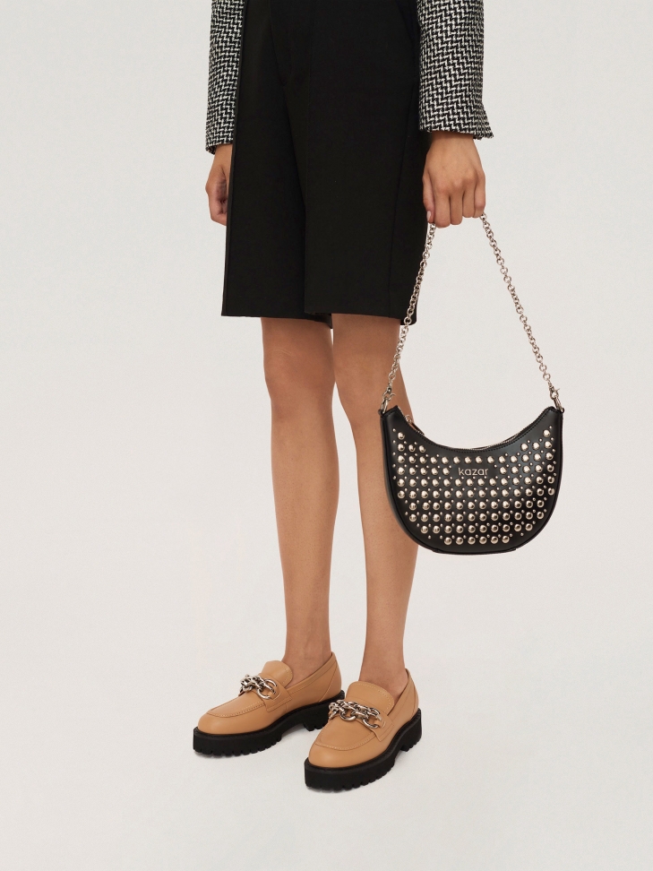 Półbuty damskie z grubą podeszwą i łańcuchem