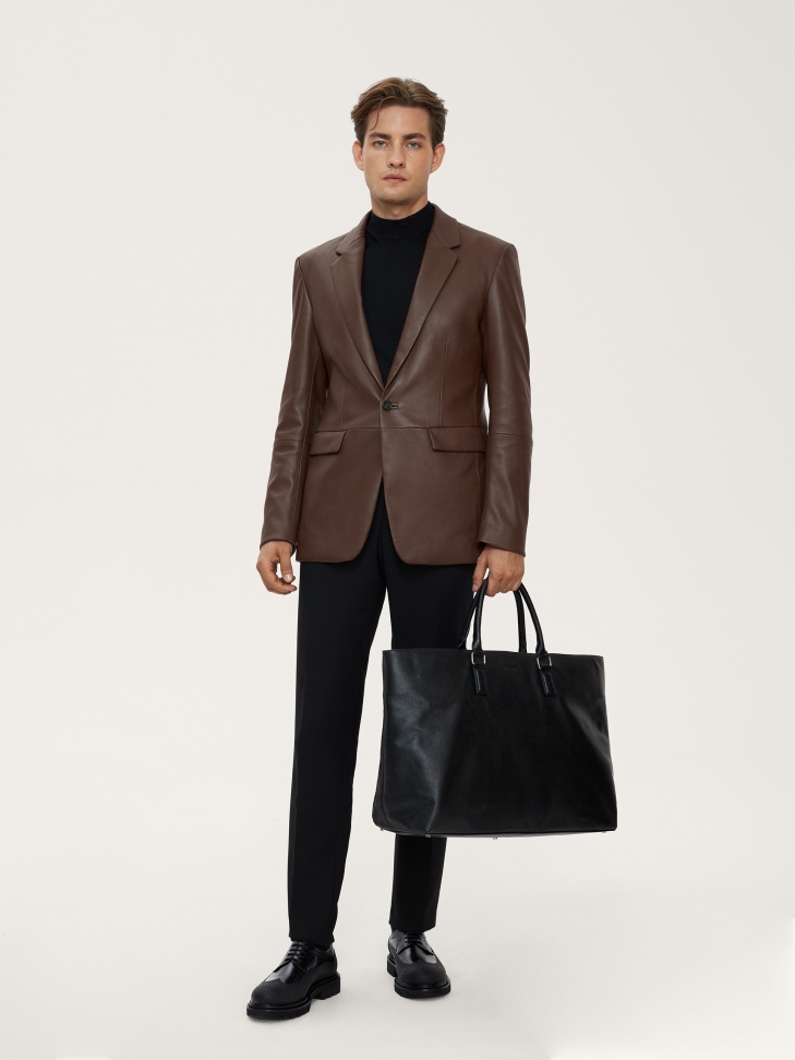 Nowoczesne półbuty męskie z eleganckim zdobieniem