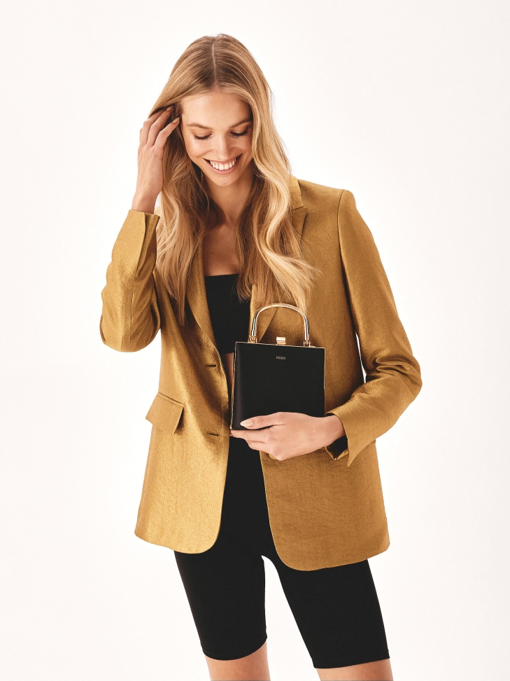 Czarna sztywna torebka wieczorowa z rączką