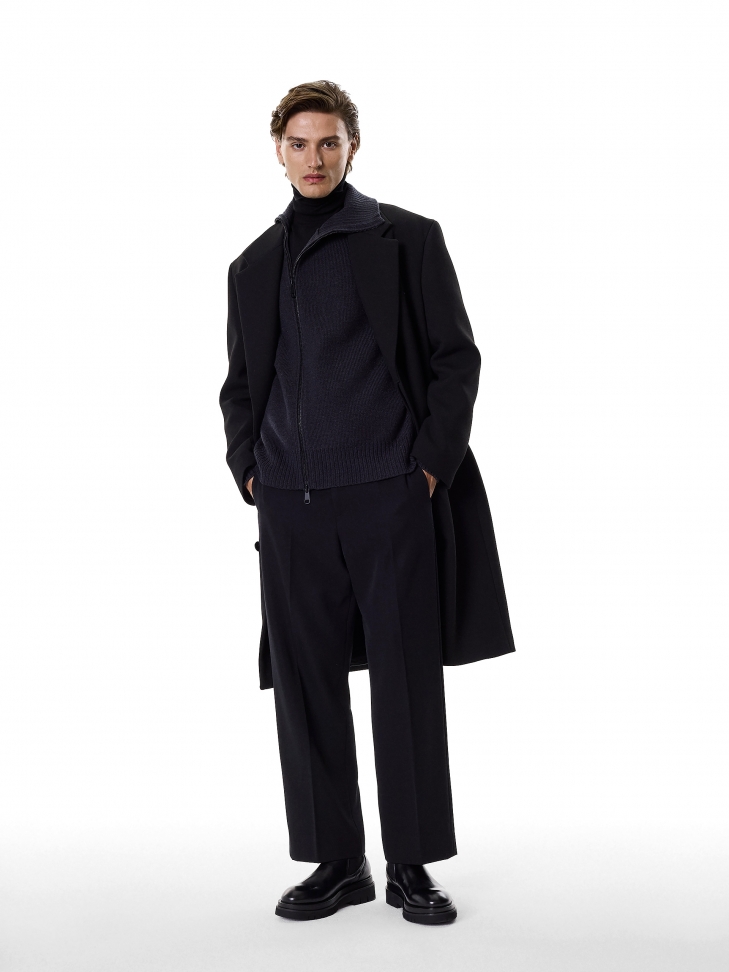 Czarne sztyblety męskie o klasycznym wyglądzie