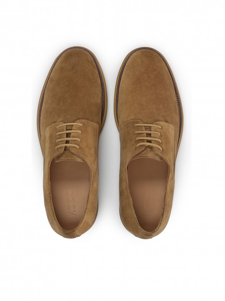 Beżowe półbuty męskie sznurowane z zamszu