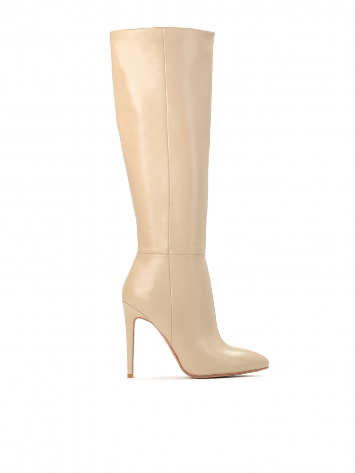 Beżowe kozaki damskie