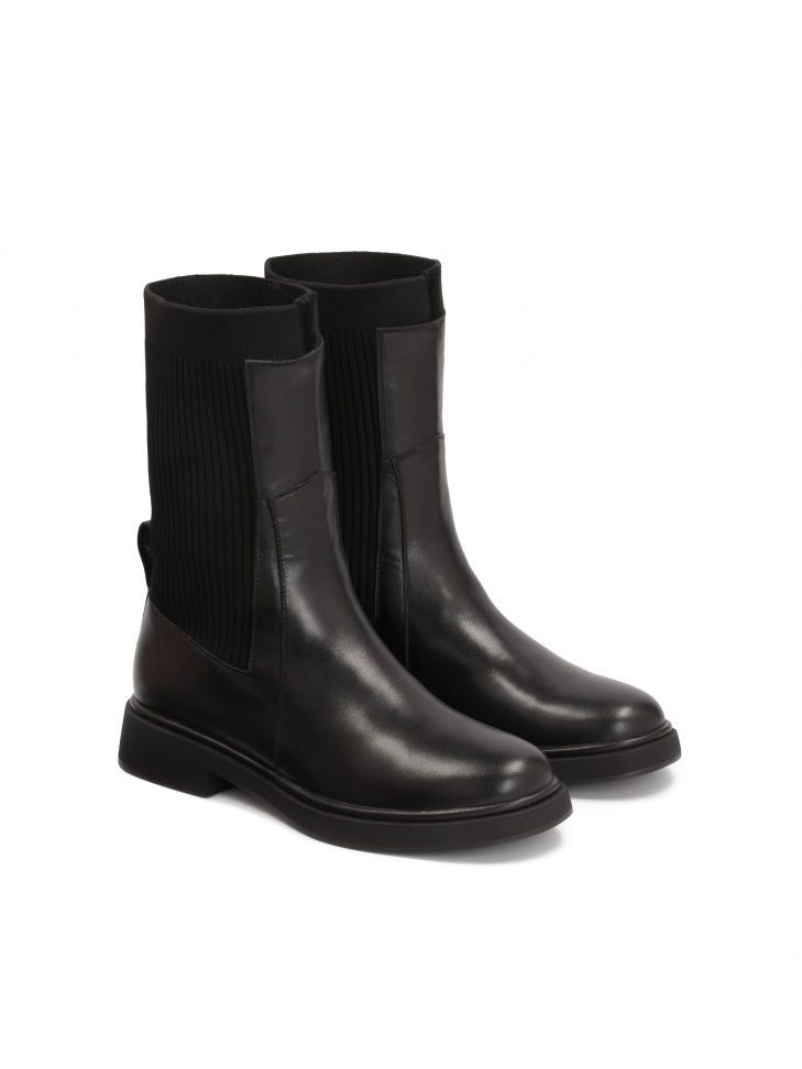 Czarne skórzane trzewiki z elastyczną cholewką z tkaniny