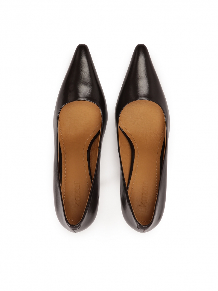 Ciemnobrązowe czółenka na smukłym obcasie