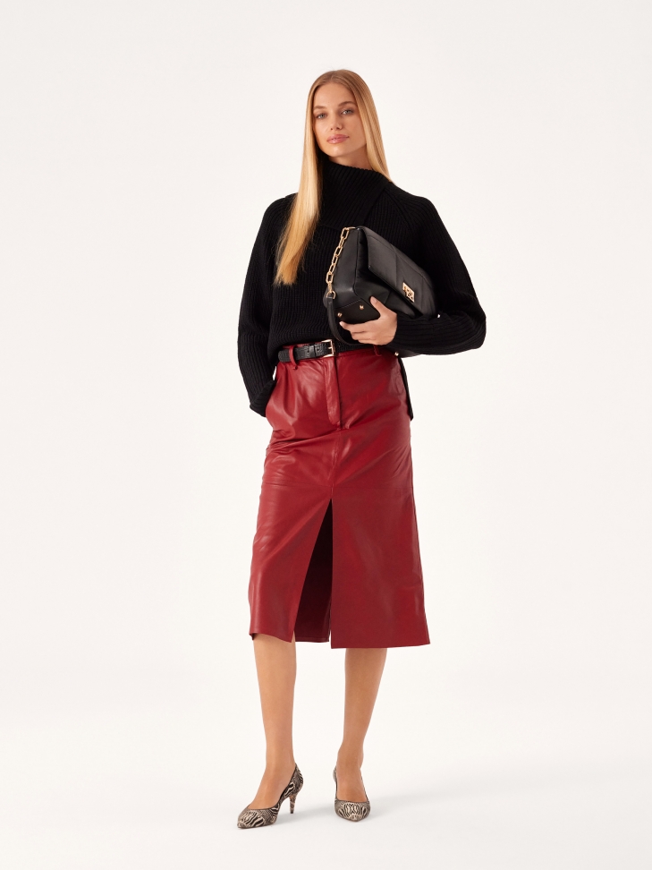 Torebka z klapą z miękkiej skóry