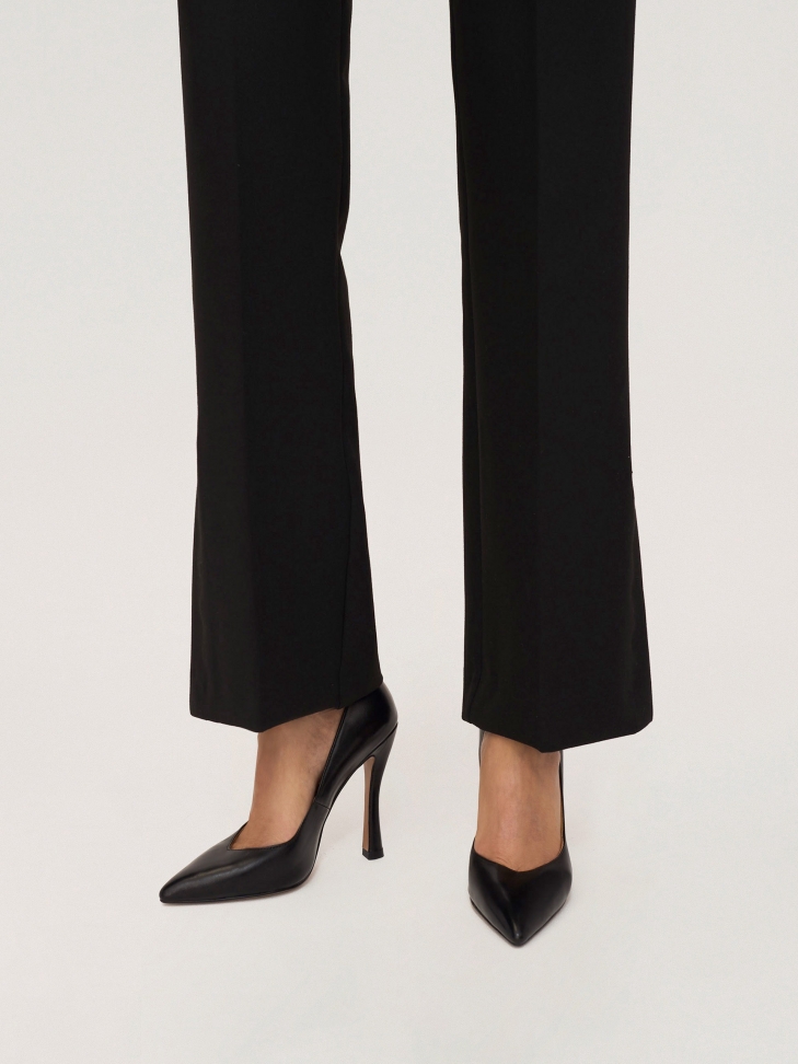 Czarne skórzane czółenka z noskiem w szpic