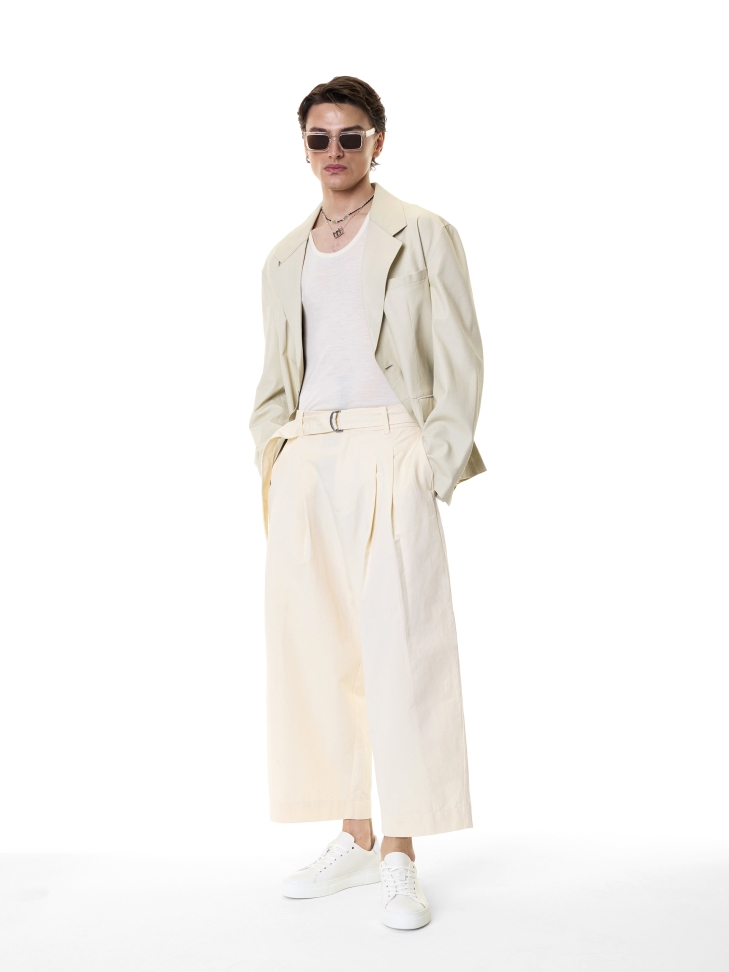 Minimalistyczne sneakersy w białym kolorze