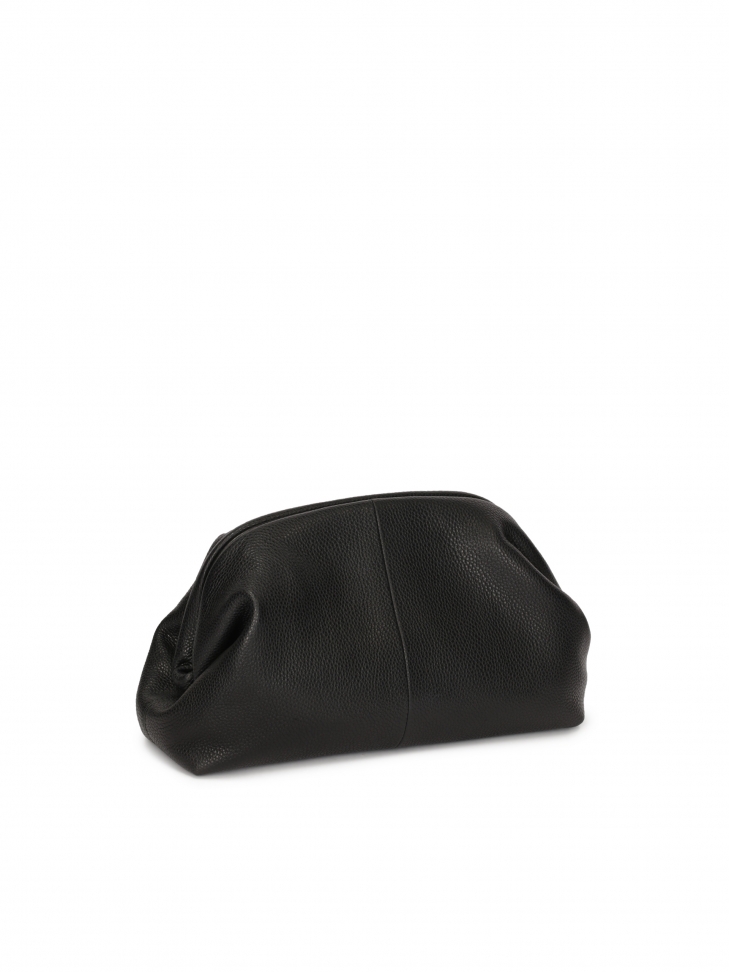 Czarna kopertówka do noszenia w dłoni