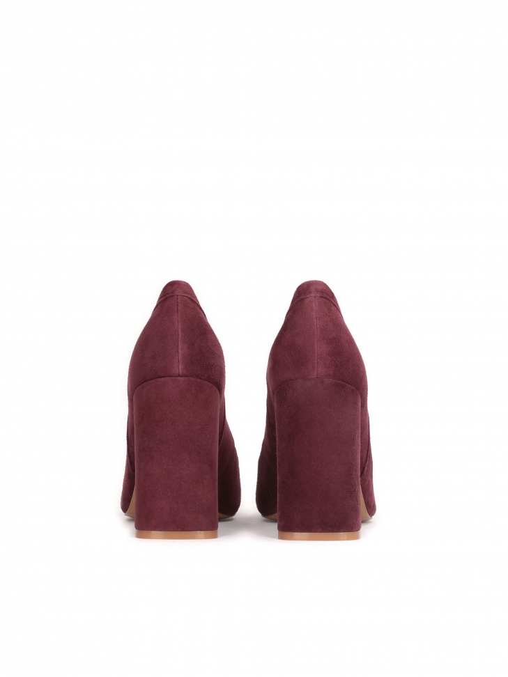 Bordowe zamszowe czółenka na szerokim obcasie