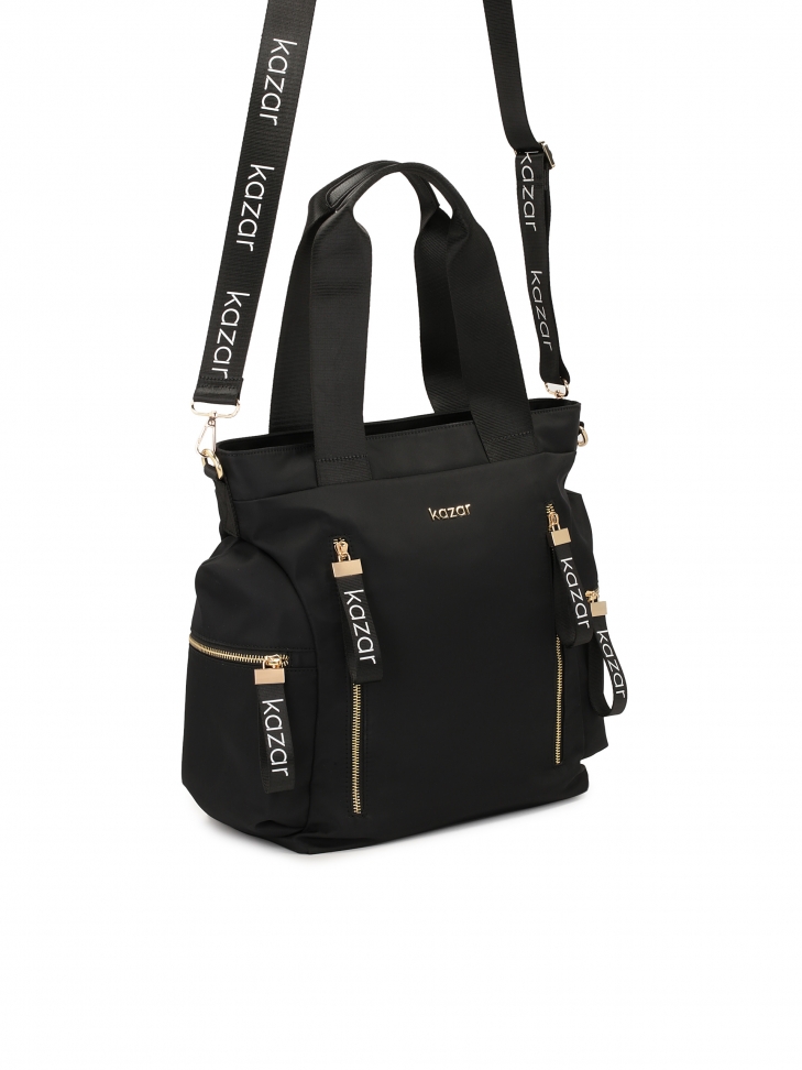 Praktyczna i funkcjonalna torebka w miejskim stylu