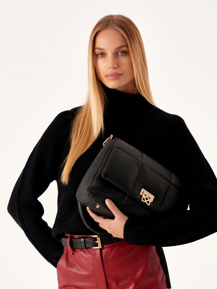 Torebka z klapą z miękkiej skóry