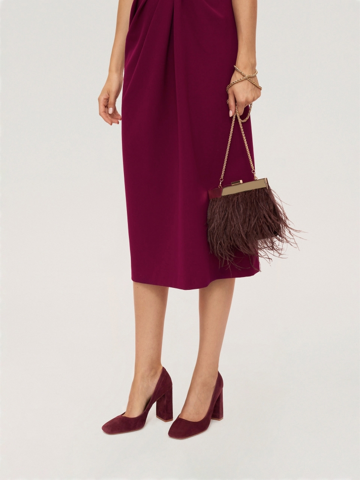 Bordowe zamszowe czółenka na szerokim obcasie