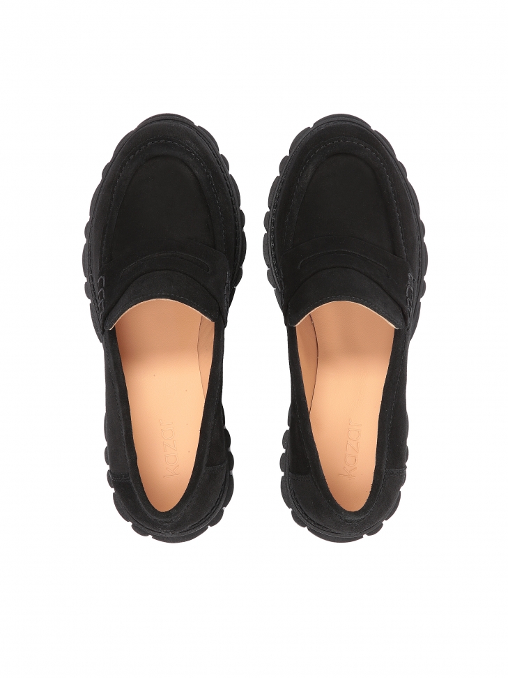 Zamszowe półbuty slip on na masywnej podeszwie