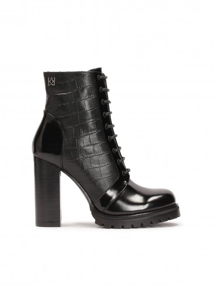 Botki w okodyli wzór