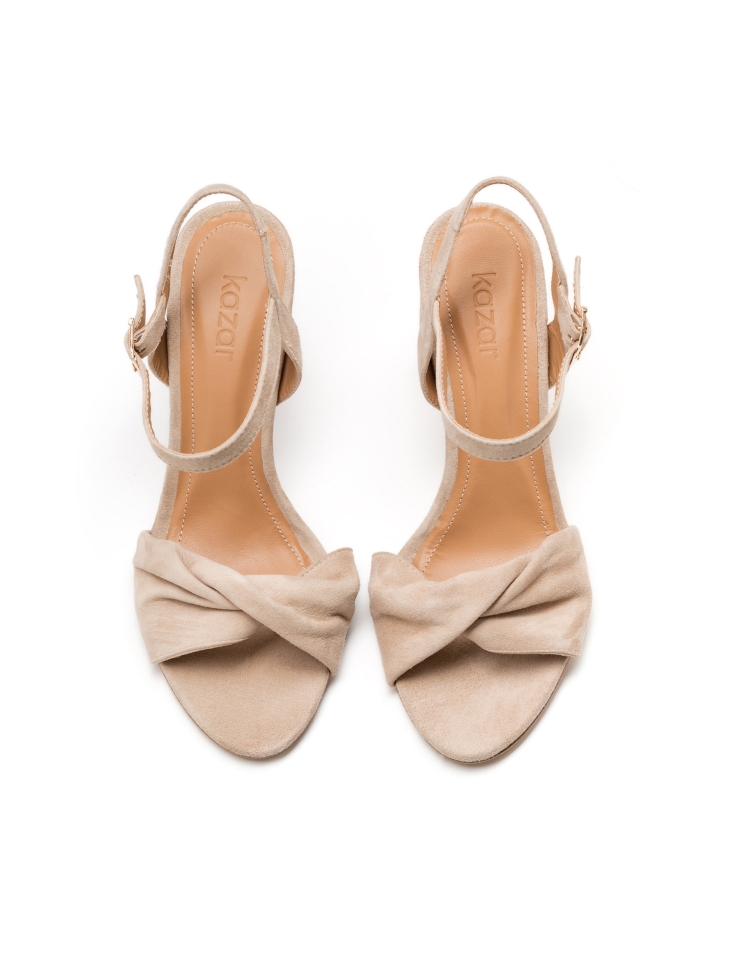 Beżowe sandały damskie