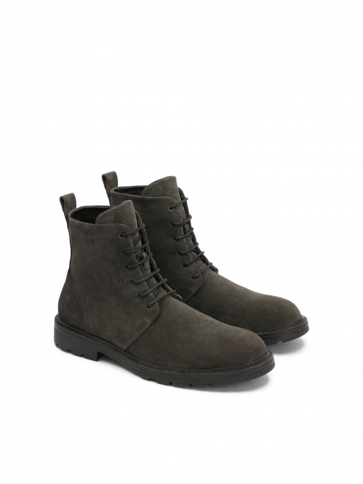 Szare zamszowe trzewiki męskie w minimalistycznym stylu