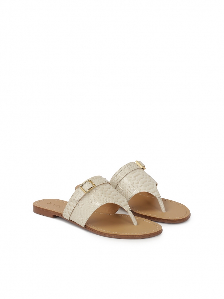 Płaskie klapki japonki z tłoczonej skóry