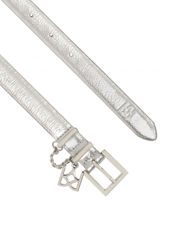 Srebrny pasek z biżuteryjną ozdobą